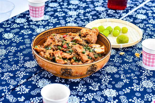 农家饭香。第1眼TV-华龙网 姬一鸣 摄